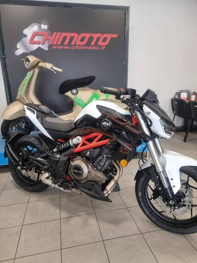 QJ Motor SRK 400 (2023 - 25) nuova