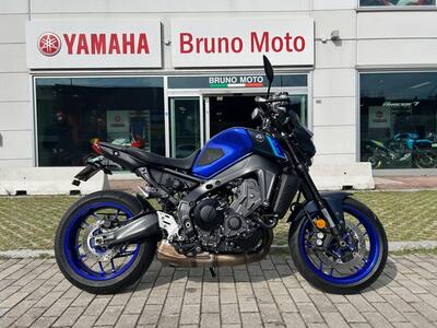 Yamaha MT-09 (2021 - 23) usata