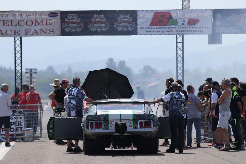 Gare di accelerazione: come funzionano e come si vince una drag race