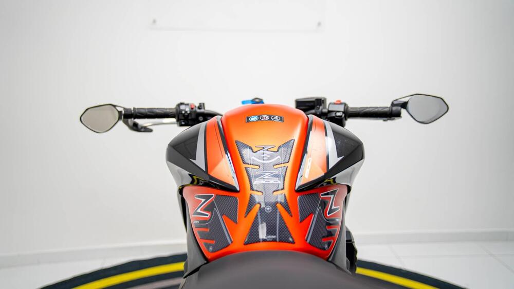Kawasaki Z 800 e ABS (2012 - 16) (18)