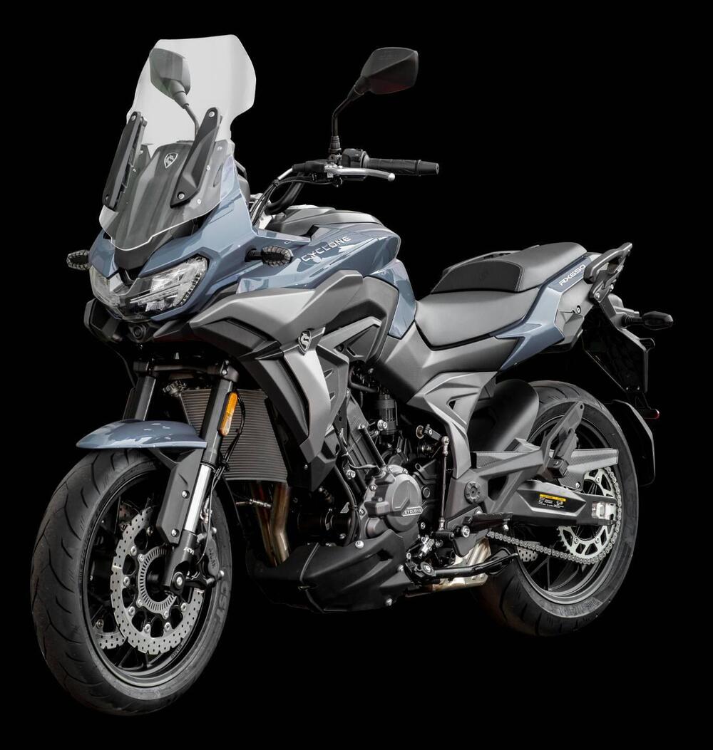 Cyclone RX650 (2025 - 26) (8)