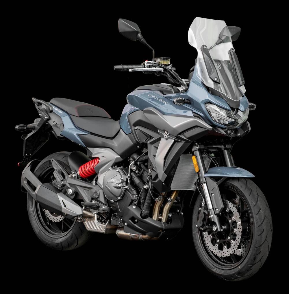 Cyclone RX650 (2025 - 26) (9)