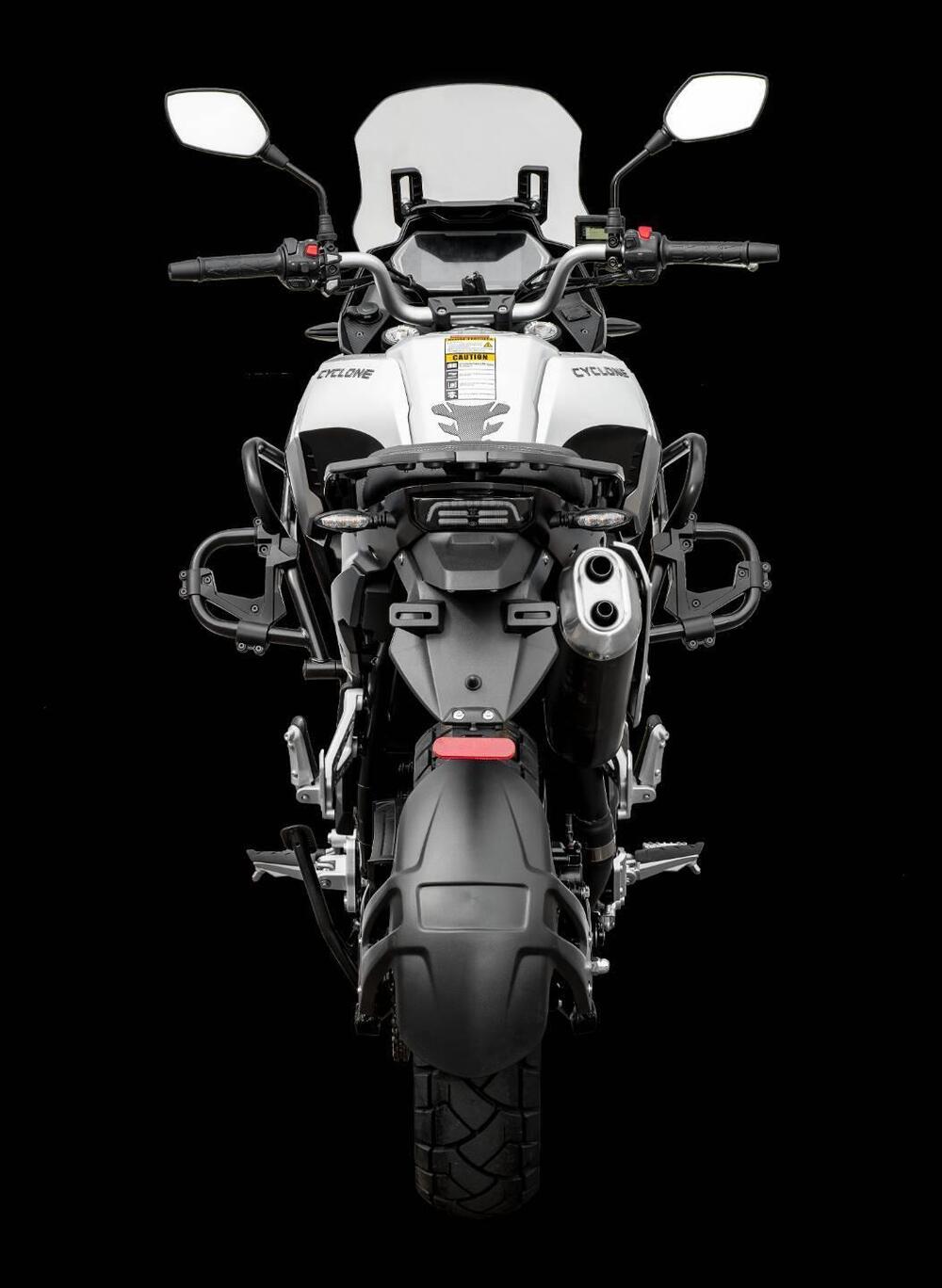 Cyclone RX600 (2025 - 26) (2)