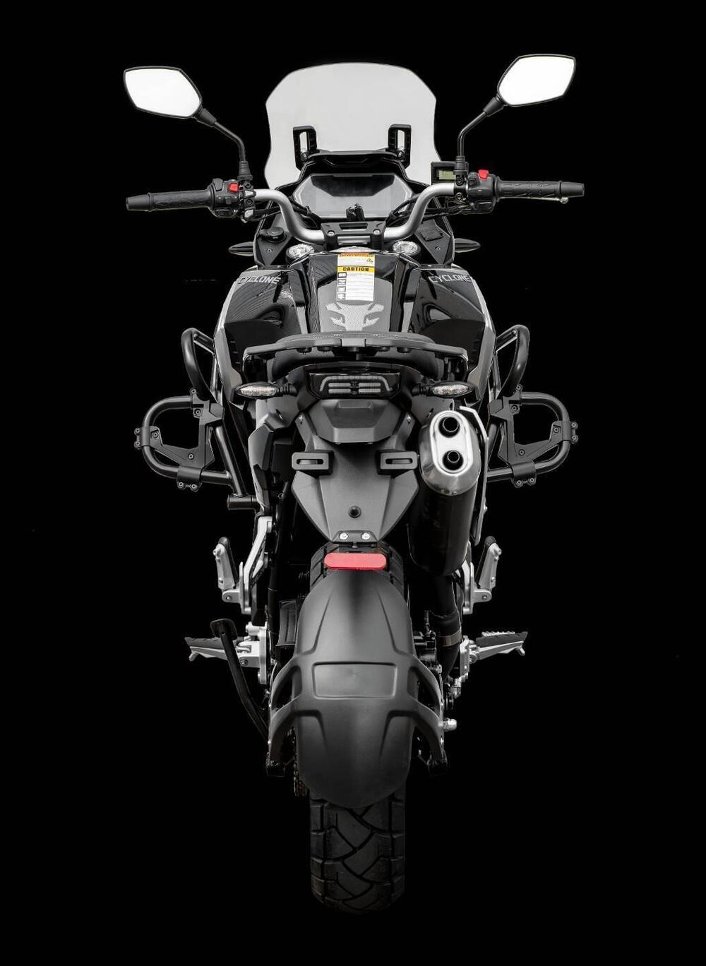 Cyclone RX600 (2025 - 26) (3)