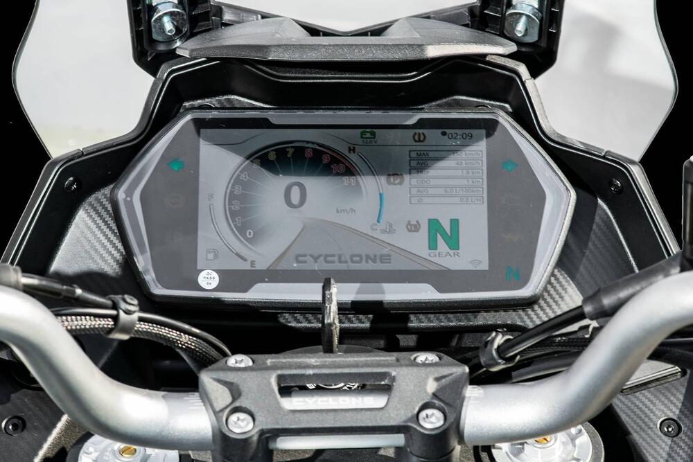 Cyclone RX600 (2025 - 26) (4)