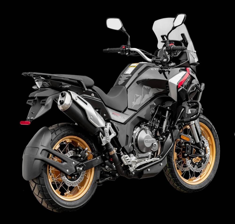 Cyclone RX600 (2025 - 26) (13)