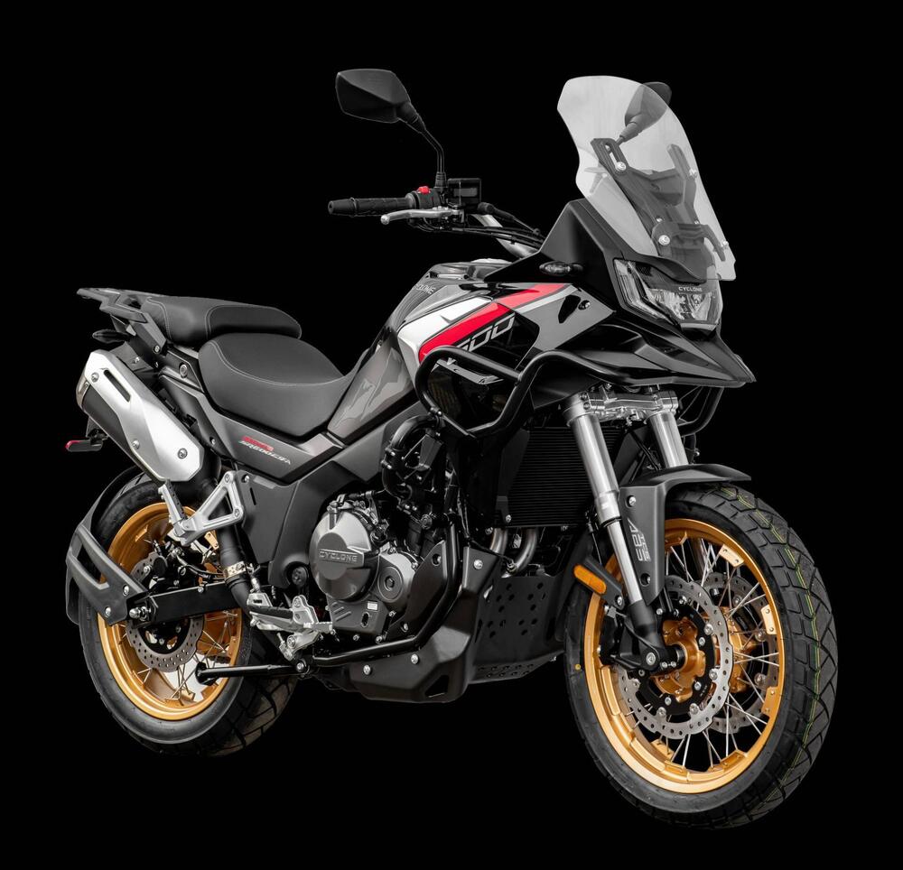 Cyclone RX600 (2025 - 26) (14)