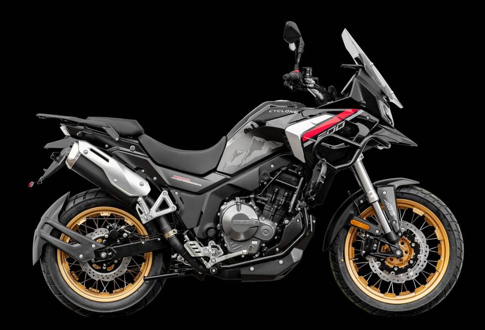 Cyclone RX600 (2025 - 26) (20)