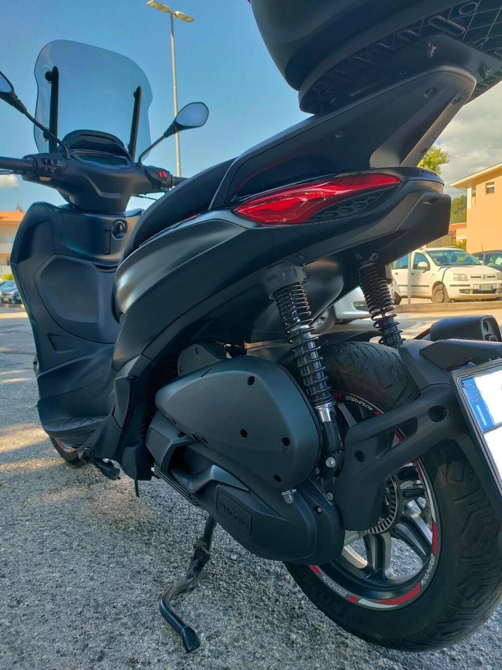 Piaggio Beverly 300 Hpe (2021) (5)