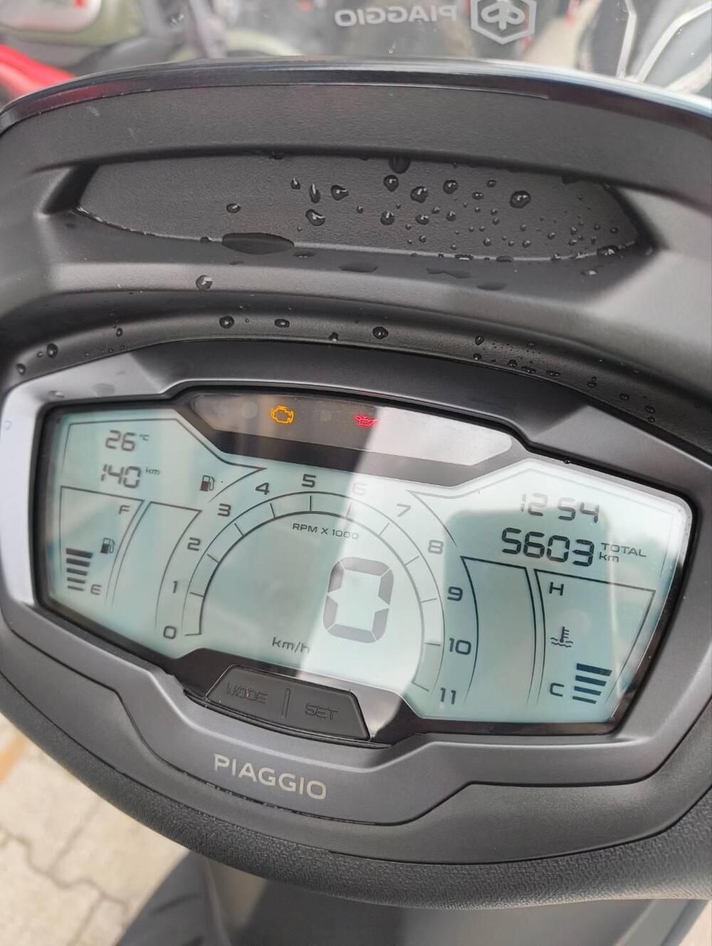 Piaggio Beverly 400 S ABS-ASR (2021 - 24) (6)