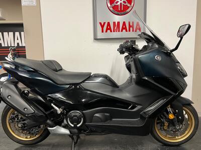 Yamaha T-Max 560 Tech Max (2022 - 24) usata