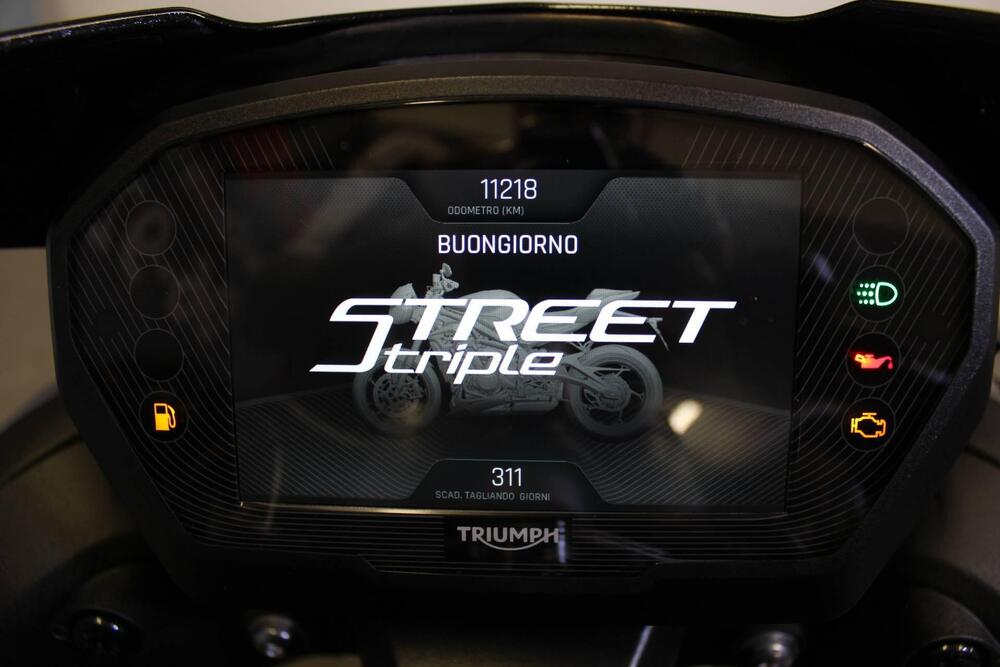 Triumph Street Triple 765 RS (2023 - 26) (3)