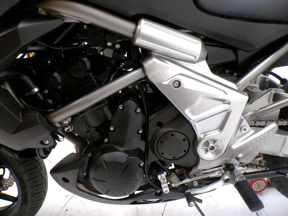 Kawasaki Versys 650 (2010 - 13) (7)