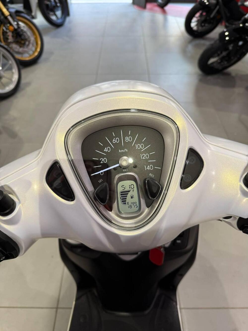 Yamaha D'Elight 125 (2021 - 26) (4)