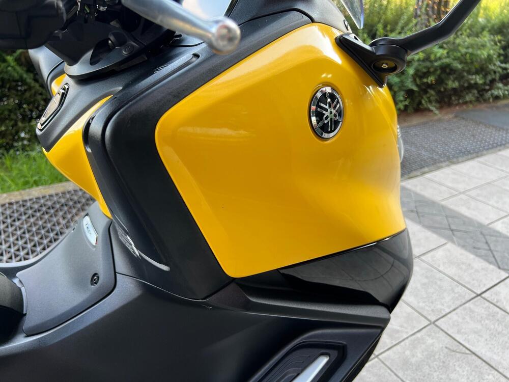 Yamaha T-Max 560 (2022 - 24) (8)