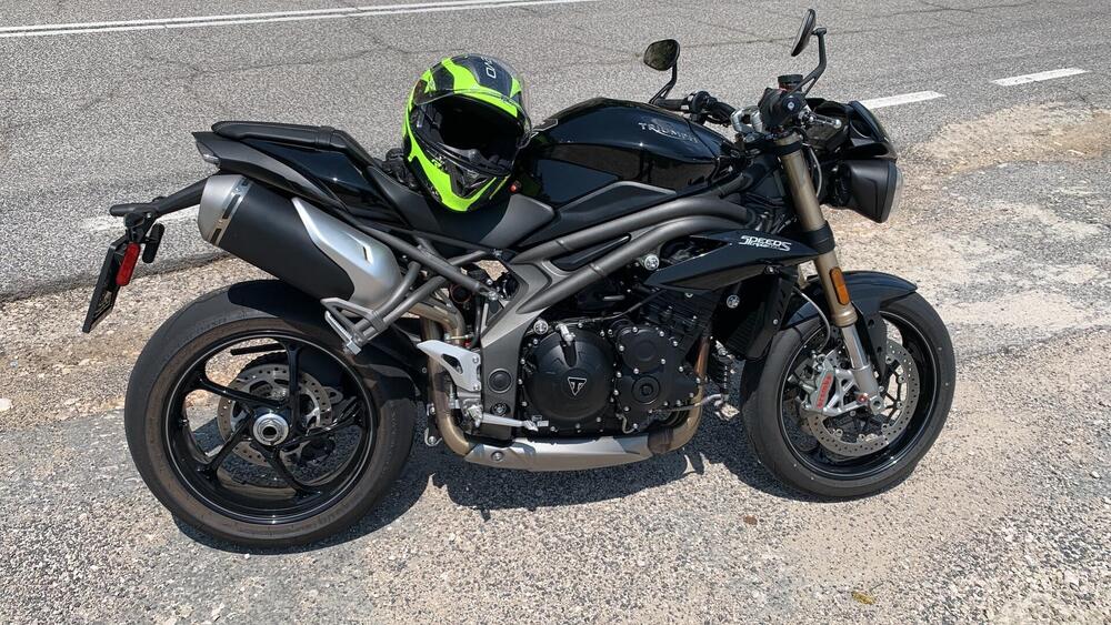 Triumph Speed Triple 1050 S (2018 - 20) (6)
