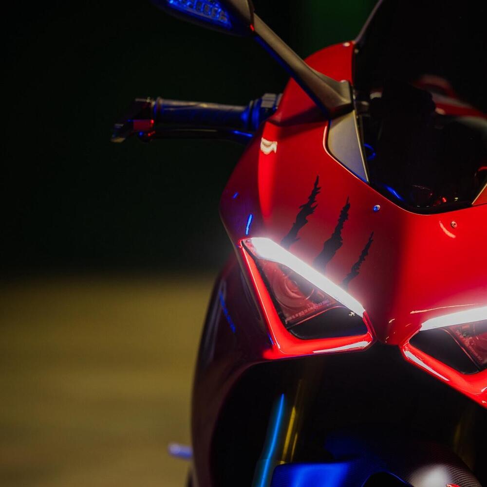 Ducati Panigale V4 S 1100 (2018 - 19) (2)