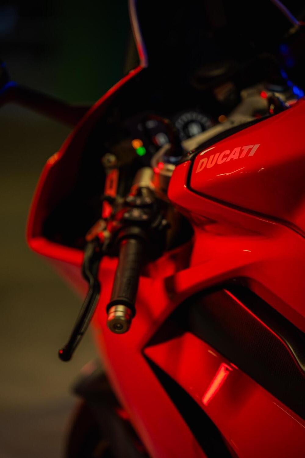 Ducati Panigale V4 S 1100 (2018 - 19) (6)