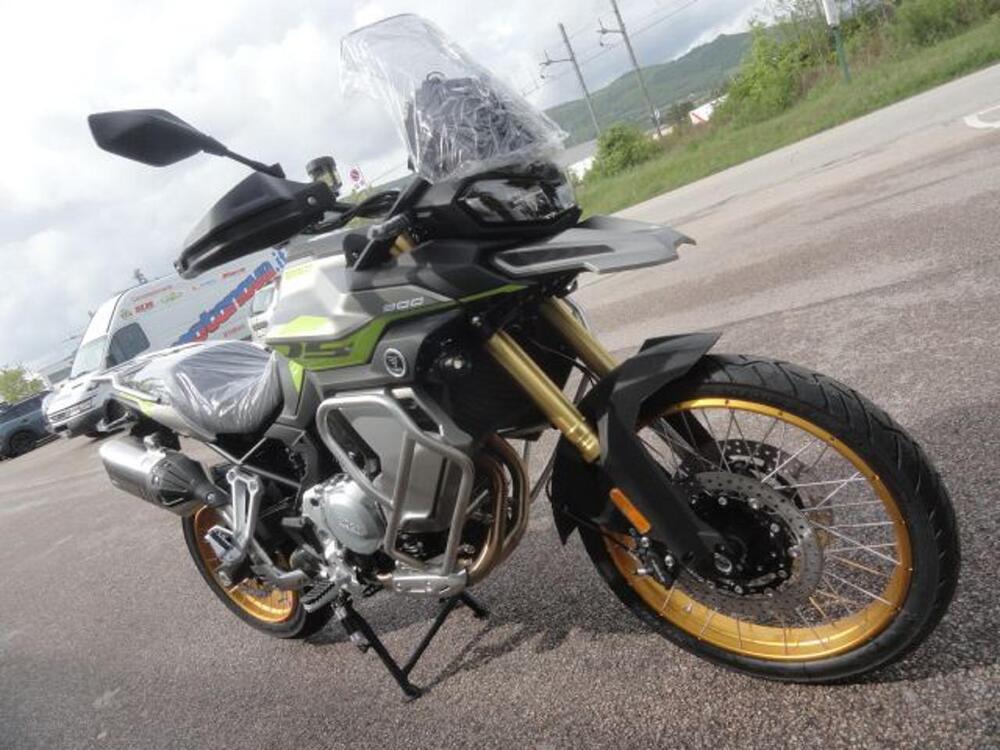 Voge Valico 900DSX (2024 - 25) (20)