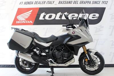 Honda NT 1100 DCT Electronic Suspension (2025) nuova