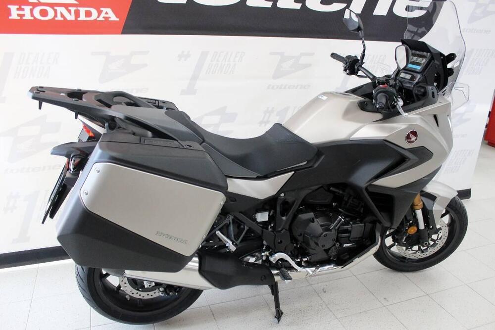 Honda NT 1100 DCT Electronic Suspension (2025 - 26) (2)