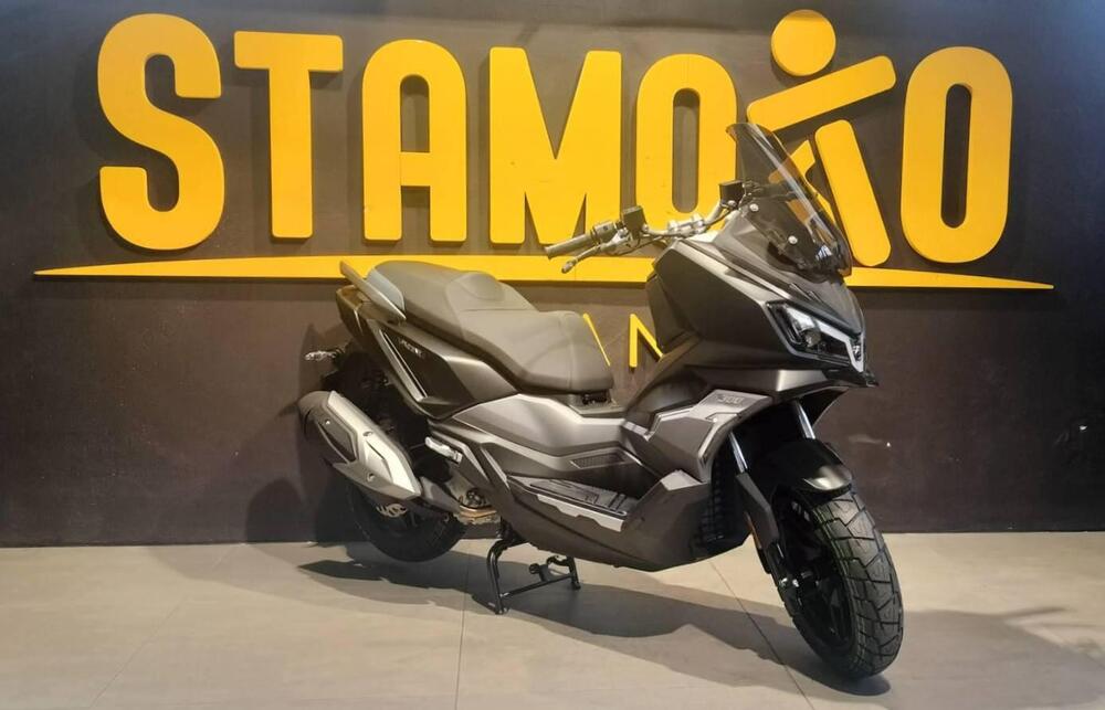 Sym ADX 300 (2024 - 26) (2)