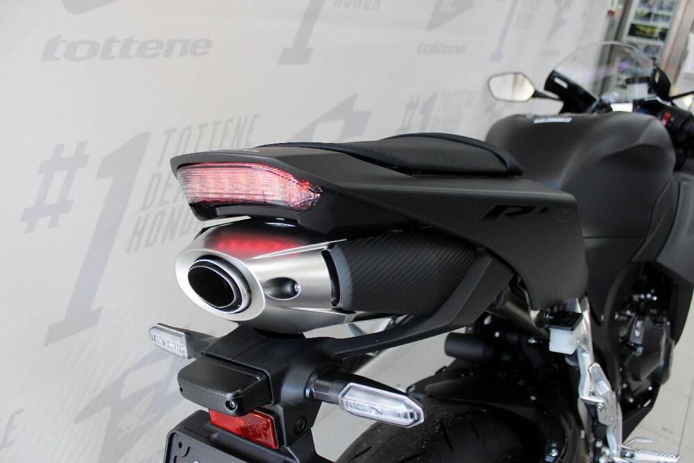 Honda CBR 600 RR (2024 - 26) (5)
