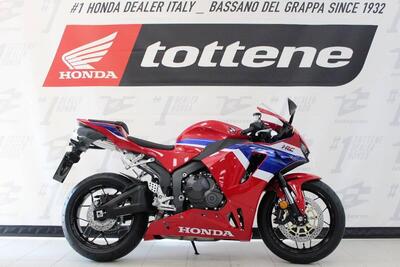 Honda CBR 600 RR (2024 - 25) nuova