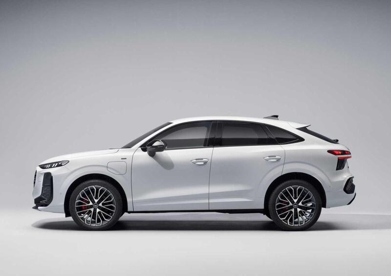 Audi Q3 Sportback (2025-->>) (6)
