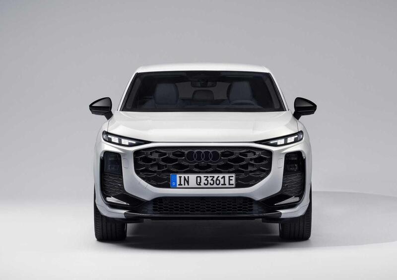 Audi Q3 Sportback (2025-->>) (3)