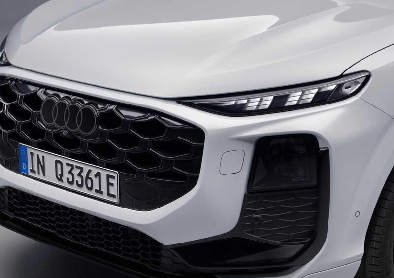 Audi Q3 Sportback (2025-->>) (13)
