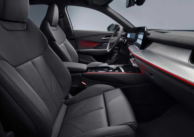 Audi Q3 Sportback (2025-->>) (9)
