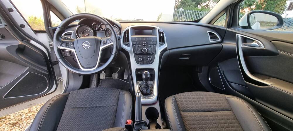 Opel Astra GTC usata a Chieti (6)