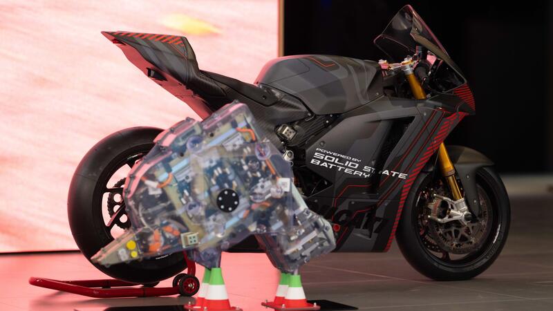 Ducati prosegue la ricerca sull&rsquo;elettrico con batterie allo stato solido