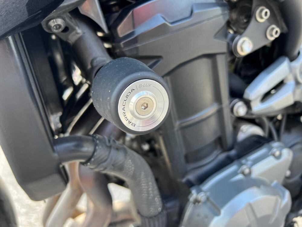 Kawasaki Z 900 (2017 - 18) (4)