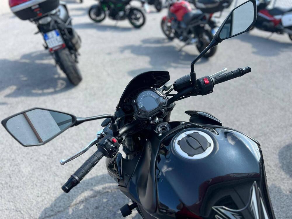 Kawasaki Z 900 (2017 - 18) (5)