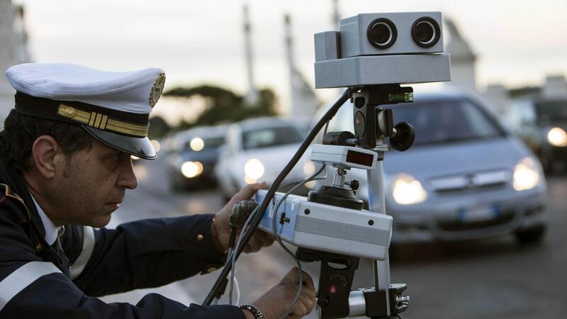 Autovelox, a ottobre si rischia lo spegnimento: lo conferma il ministro Salvini