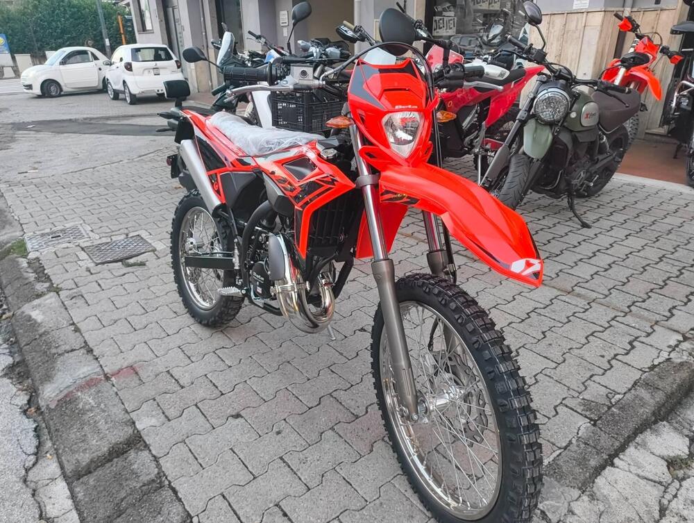 Betamotor RR 50 Enduro (2021 - 26) (2)