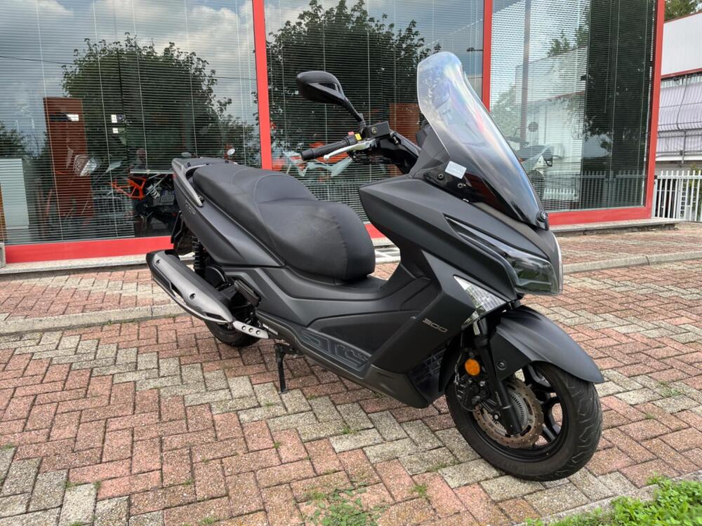 Kymco X-Town 300i City (2021 - 25) (3)