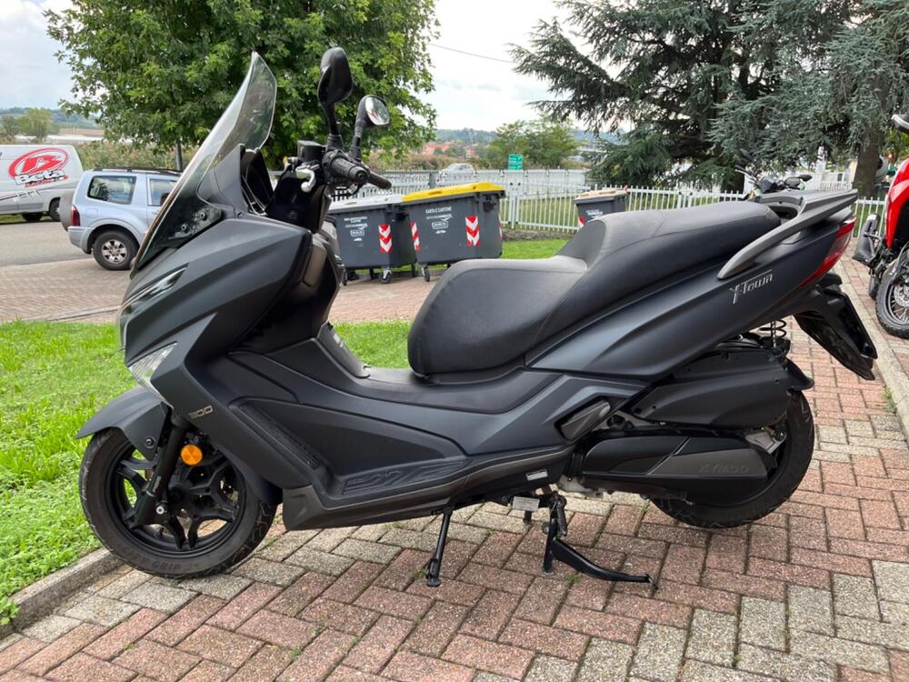 Kymco X-Town 300i City (2021 - 25) (10)