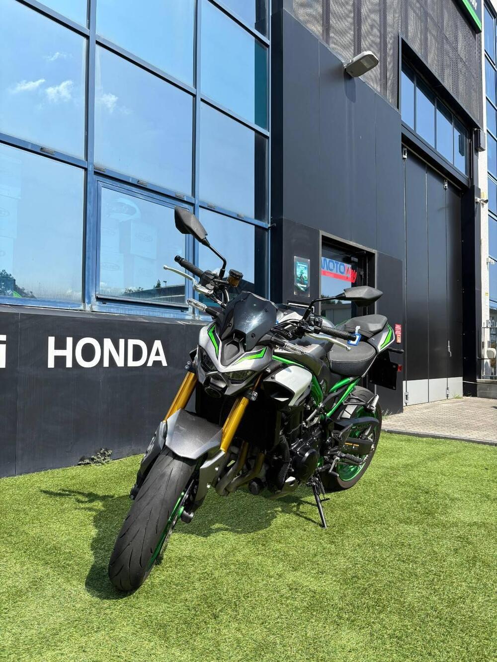 Kawasaki Z 900 SE (2025 - 26) (2)