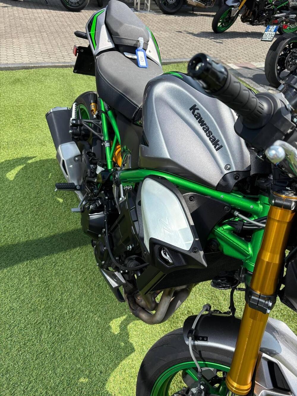 Kawasaki Z 900 SE (2025 - 26) (6)