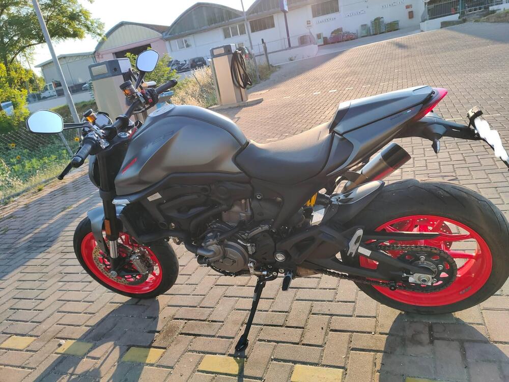 Ducati Monster 937 + (2021 - 25) (4)