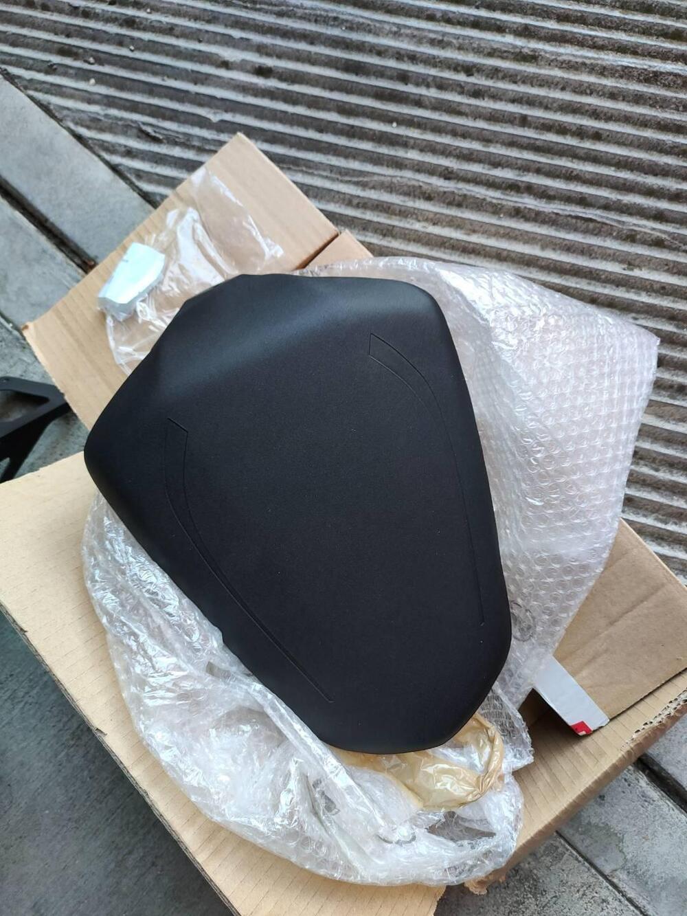 Ducati Monster 937 + (2021 - 25) (5)