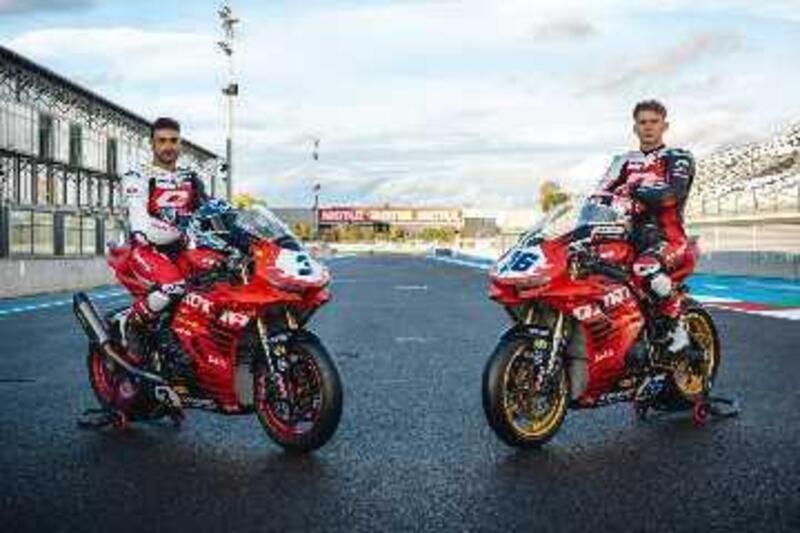 SBK 2025. QJMOTOR ha presentato la nuova SRK 800 RS