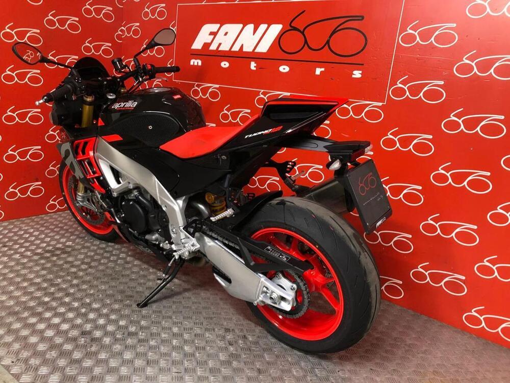 Aprilia Tuono V4 Factory (2021 - 24) (4)