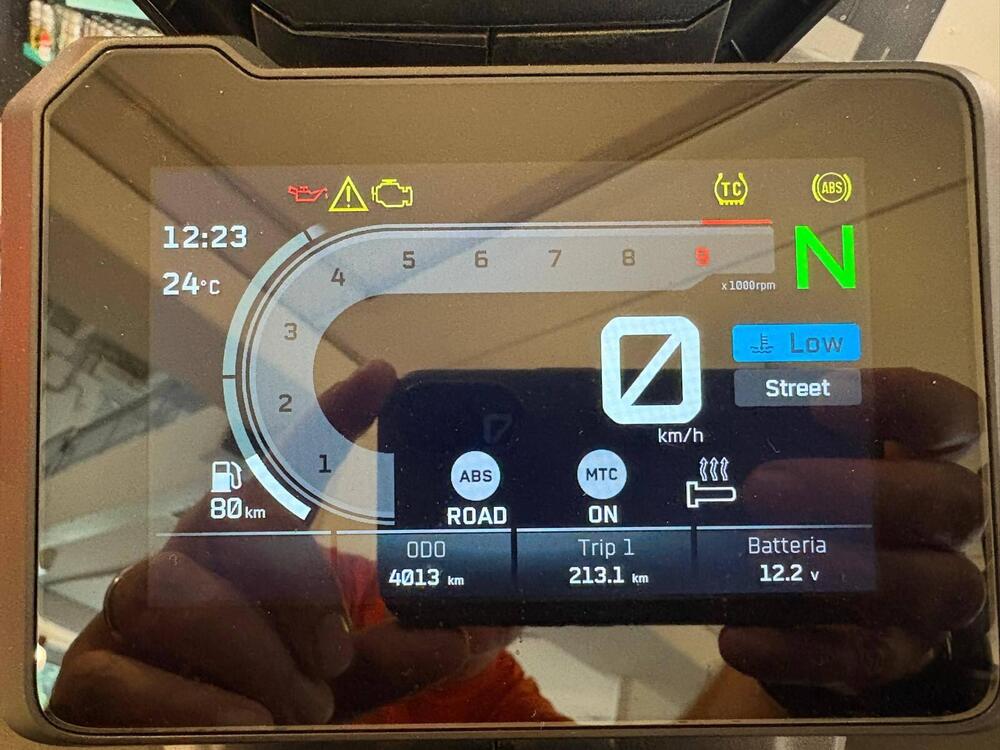 KTM 890 SMT (2023 - 25) (8)