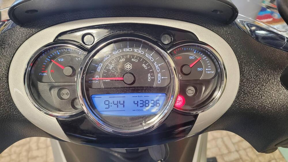 Piaggio Beverly 300 i.e. (2010 - 16) (5)