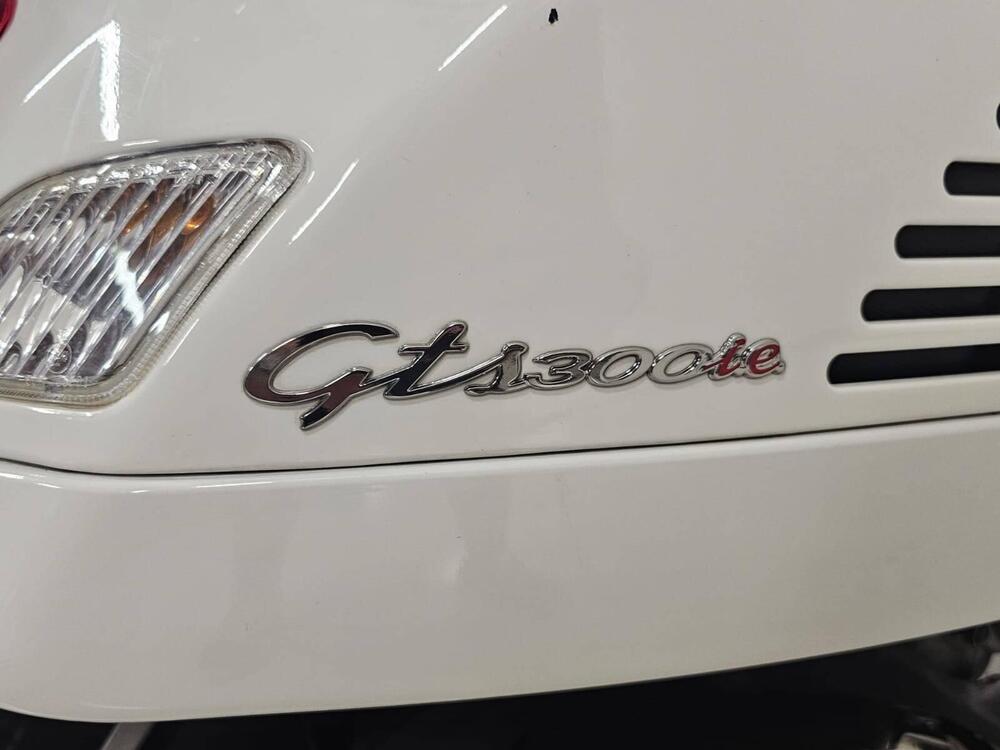 Vespa GTS 300 Super (2008 - 16) (5)