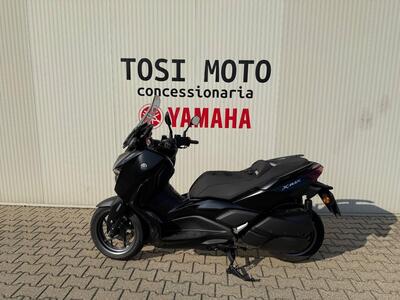 Yamaha X-Max 300 Tech Max (2021 - 24) usata